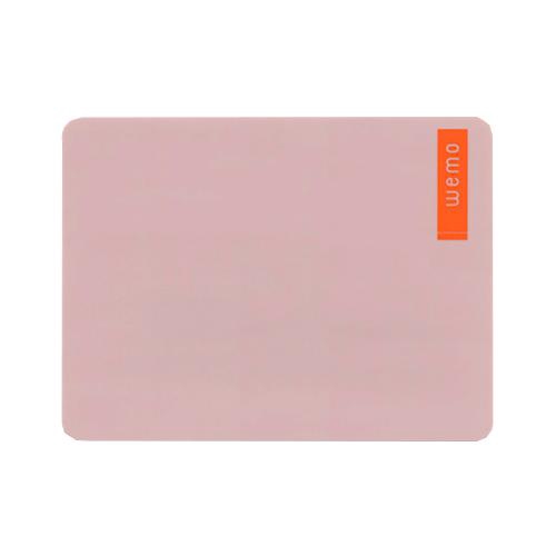 可書寫矽膠便條紙尺寸:本體: 9X6.8CM; 包裝: 12X22X1CM材質：矽膠1989年成立於東京，以機能性的薄膜製造起家，徹底發揮所擁有的技術，並於2017年開始販賣Wearable memo