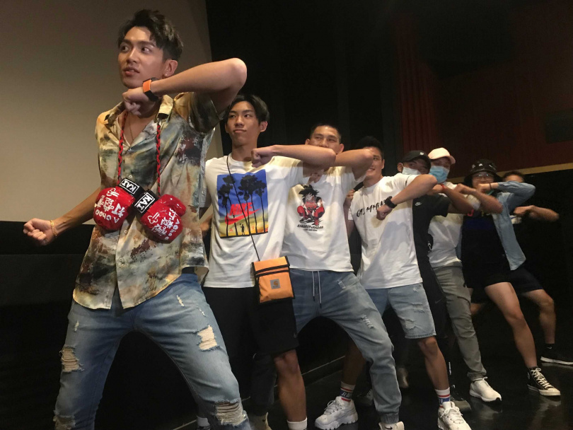 《打噴嚏》高雄映後遇拳擊隊奧運代表求柯震東當師傅。