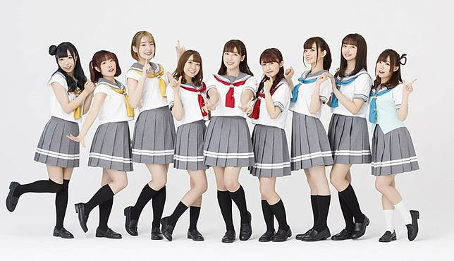 聲優團體 Aqours 組成五週年 推出許多與聖地有關的紀念企劃 包括新動畫pv與展覽會 遊戲基地 Line Today