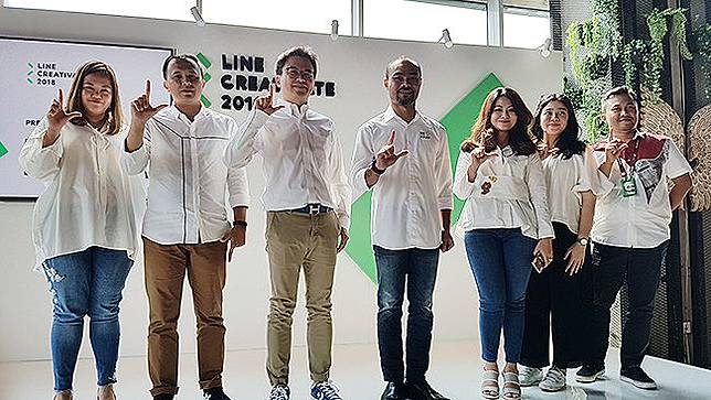 Я dead inside. Team insiders. Чир спорт инсайд воронеж. Inside team. Inside team.