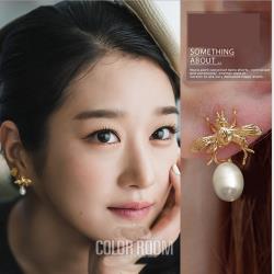 ◎商品特色,925銀針,韓劇女主角同款,大圈造型充滿歐美風格|◎|◎品牌:HANA梨花品牌定位:流行品牌適用性別:女生種類:耳環款式:穿式/針式材質:925純銀尺寸:蜜蜂尺寸2.4CM花葉尺寸5.5C