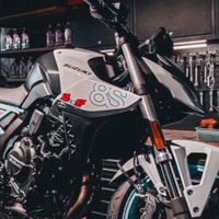 SUZUKI-8S （ㄌㄚˇ8跑跑團）