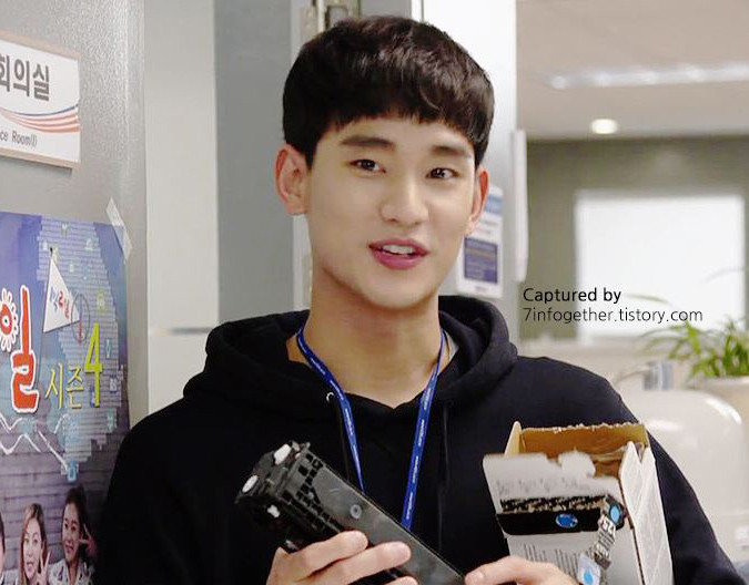 《雖然是精神病但沒關係》金秀賢當兵前後差好多！《星你》、《製作人》還只是年輕弟弟