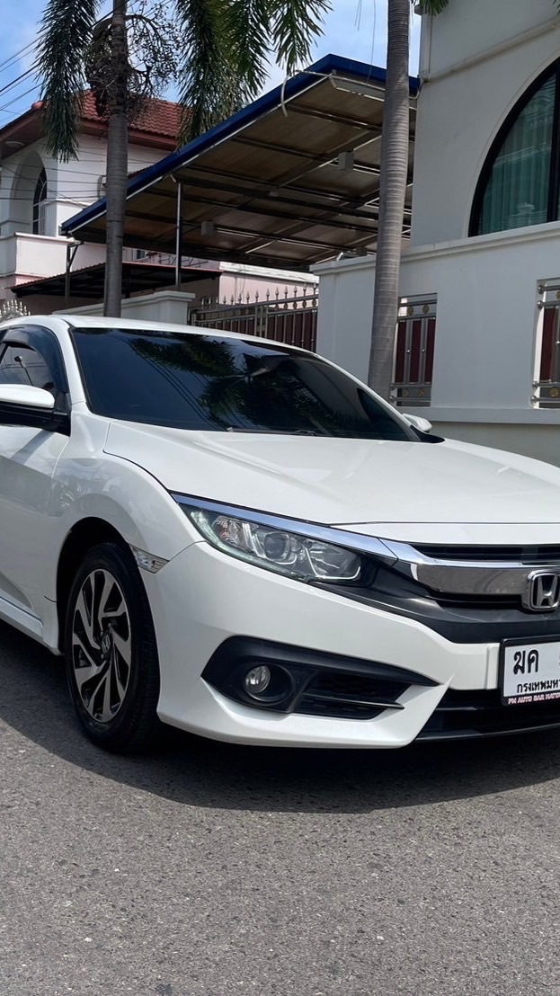 นายหน้า ทีมไม้เอก pm auto cars