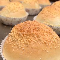 【春の麥方】由Haru食旅手作研發手作烘培、鳳梨酥伴手禮，經營「日日伴飯」咖哩專賣