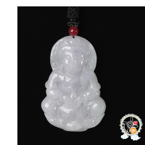 質地細膩、溫潤、外表呈玻璃狀光澤、顏色絢麗多彩、具透明度，非常漂亮