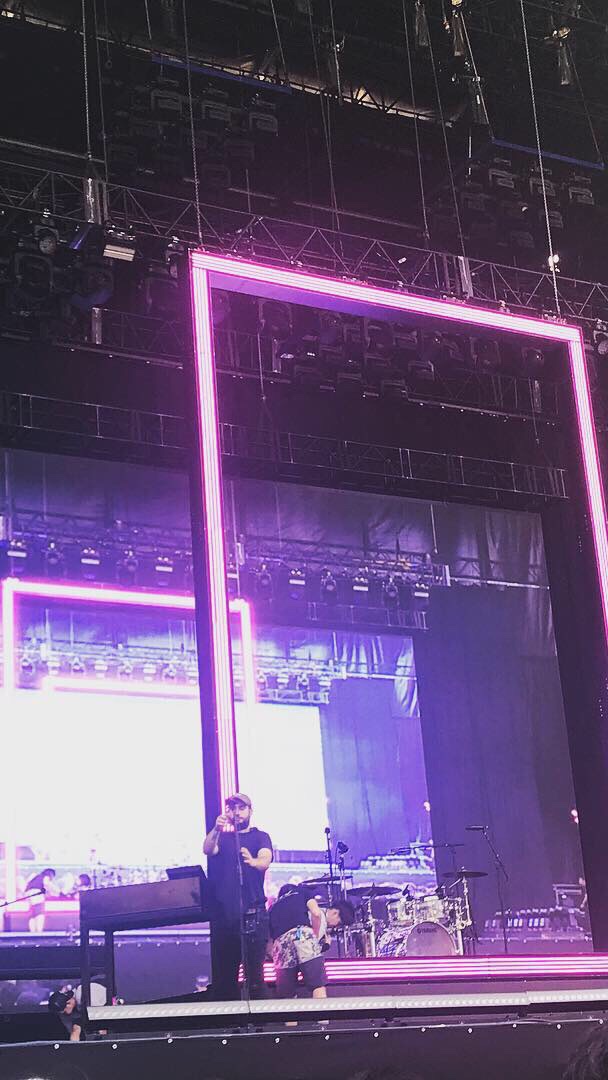 The1975が好きなそこのあなたへ。