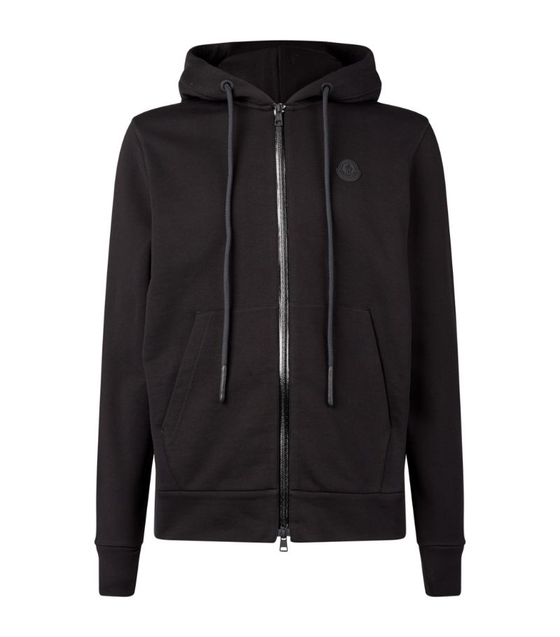 Wherever life takes it, this Moncler cardigan remains a dependable wardrobe staple. The pure cotton 