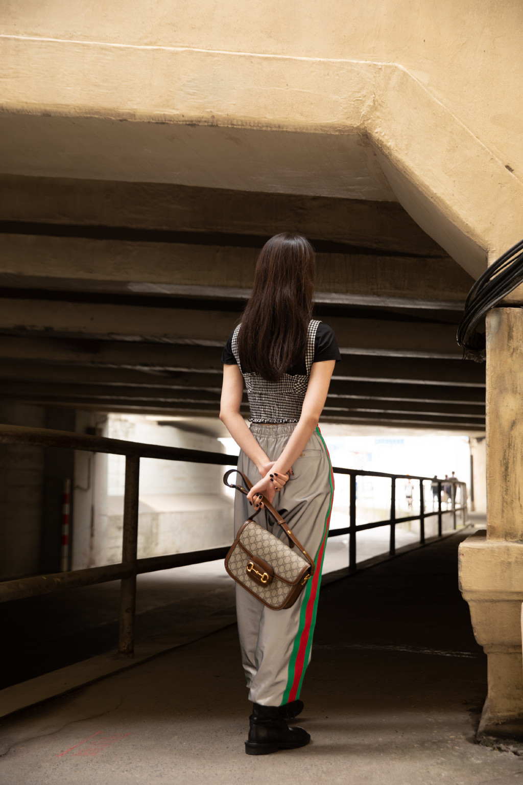 《琉璃》女主時裝比古裝美！袁冰妍穿搭5技巧