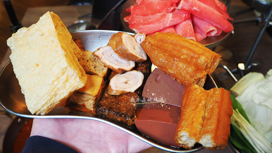 八海食潮,西們平價美食,板南線平價小火鍋,板南線平價單身鍋,小南門美食,小南門平價火鍋,小南門涮涮鍋,西門家樂福,24小時家樂福,飛天麻辣