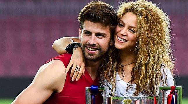 ™  Shakira Jadi Bahan Lelucon Gerard Pique dan Iker Casillas