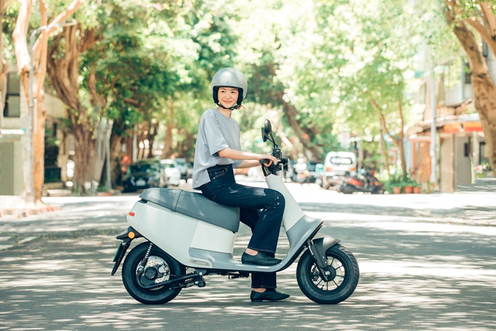 Gogoro VIVA ME Keyless 版上市，全車系限時贈 2,800 點、最高首年免費騎