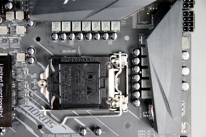 定位為中階產品的技嘉科技Z490 AORUS ELITE AC主機板，採用12+1相直出、全數位VRM供電設計。