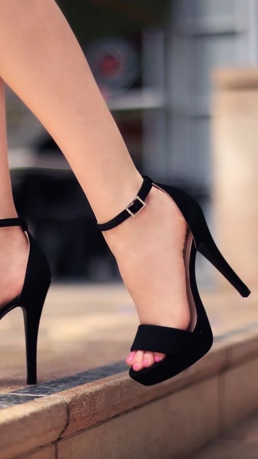 Foot fetish ทาสเท้า หานาย หาทาส