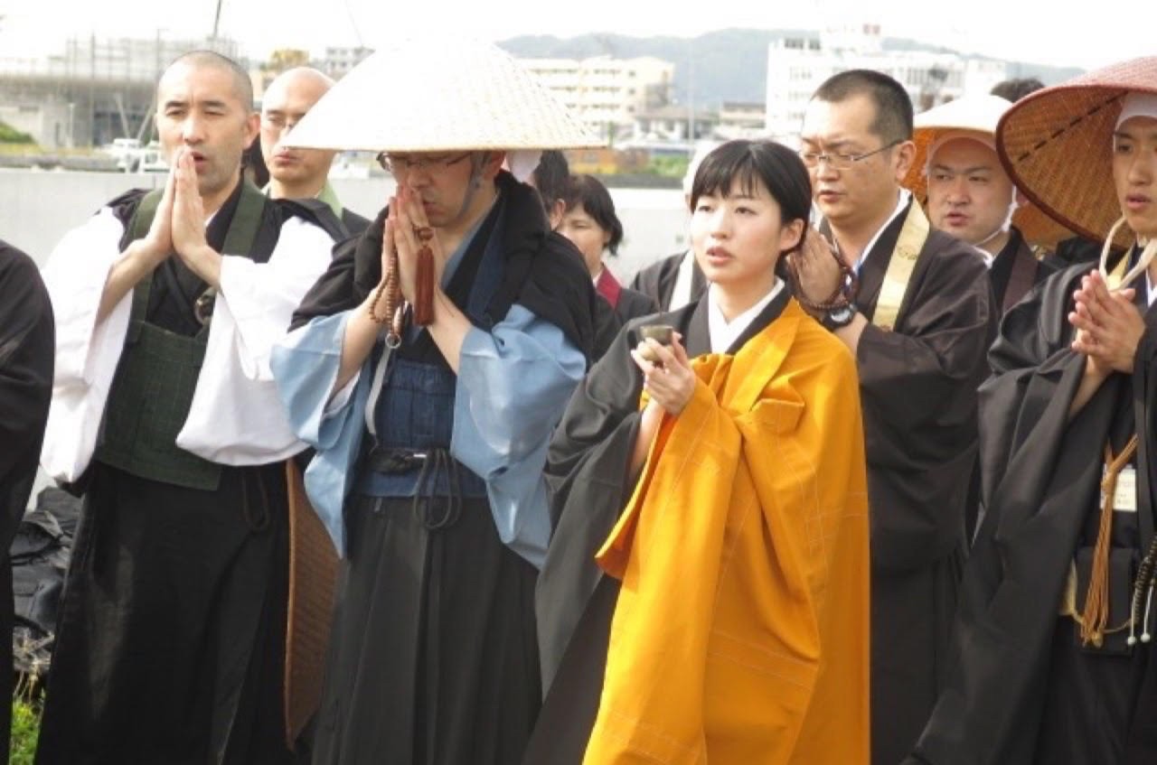 心を救うシンボルに… 紫式部ゆかりの「花の寺」守る女性僧侶（産経ニュース）