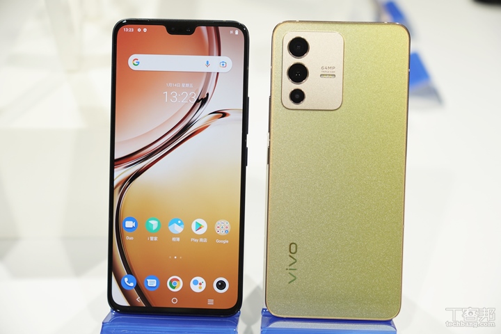 vivo V23 5G 自拍新機登場！雙色溫補光燈、醫美級美顏效果打造最強自拍旗艦