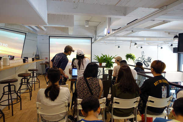 哈肯舖淨生吐司、桑葚優格吐司，使用聯華潔淨認證麵粉，成分天然、八大無添加，嚴選好食材低溫發酵手感烘焙，安心美味的生吐司