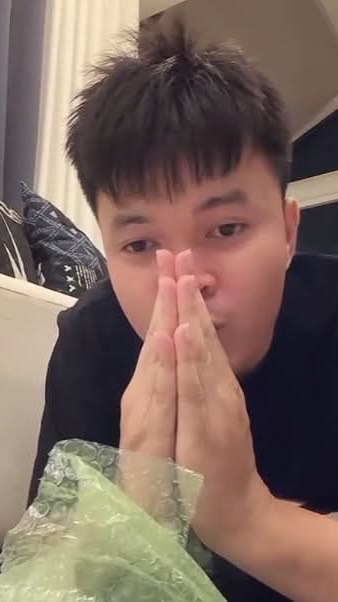 ด้อมด้อมมองมอง