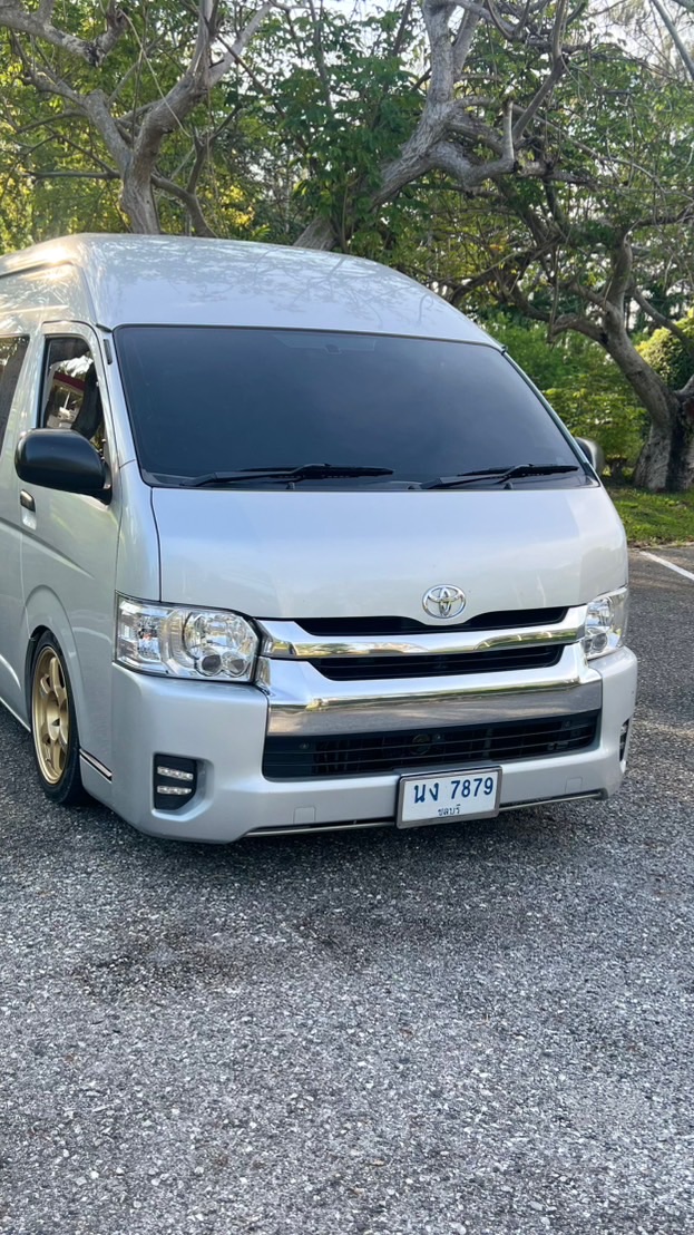 Van vip pattaya