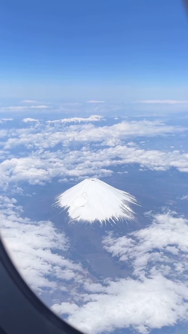 𝐌𝐢𝐫𝐢𝐚不定時連線代購💖