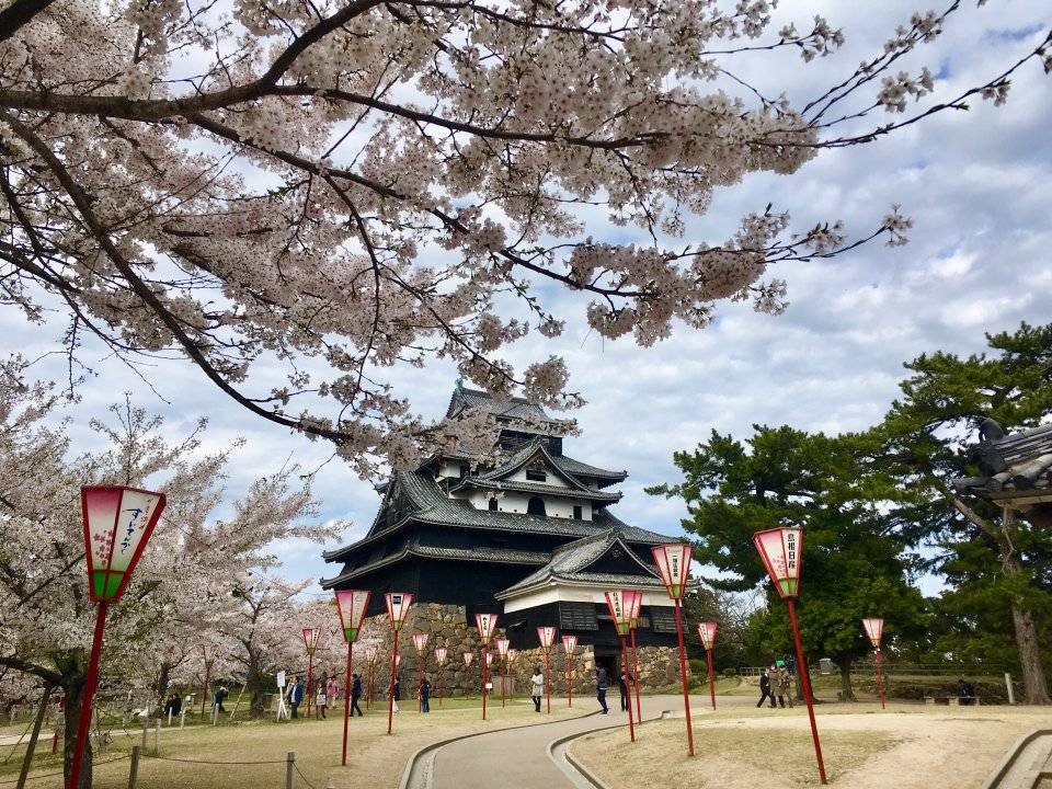 小京都】隱身在城鎮裡古色古香的景點，跟著小編一起探訪日本的小京都