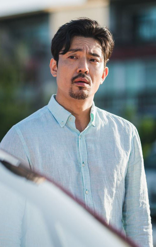 《雖然是精神病但沒關係》配角介紹3：金柱憲 飾演 出版社代表 李相仁