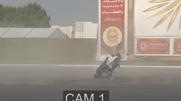 杜拜警方開始試飛 Hoverbike 懸浮警車，但沒想到沒幾秒就墜機了！