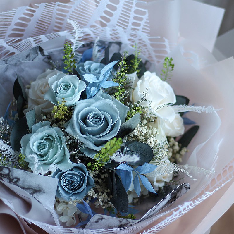 商品皆為手工製品，每一件都是設計師精心的藝術品，我們追求時尚及品質。 你可以將它們隨心的擺放在家裡的任何一處角落 為你生活添加一縷色彩