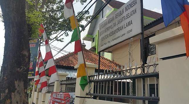 Polisi Bentuk Tim Selidiki Bendera ISIS di Polsek Kebayoran Lama