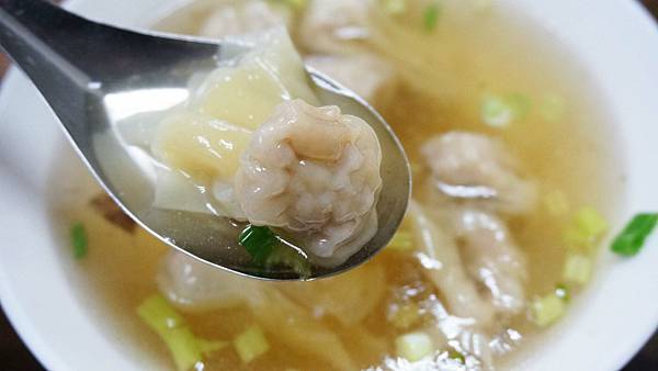 【台北美食】阿滿小吃店-吃了會讓人讚不絕口的美味小吃店