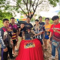 วัยรุ่นข้างศาลbyหนุ่มโรงสี