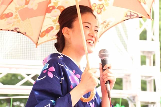 Di Jepang, Kimono Bekas Bisa Disulap Jadi Payung Yang Indah