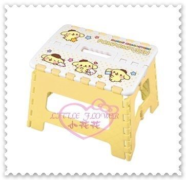 ♥小花花日本精品♥Hello Kitty 布丁狗折疊椅摺疊凳小椅凳方形小椅子方袋攜帶易收納Q版圖57032306