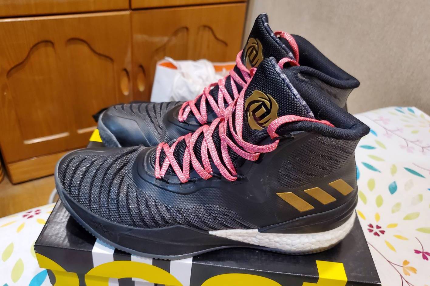 網友陳安然鞋評 Adidas D Rose 8 Line購物