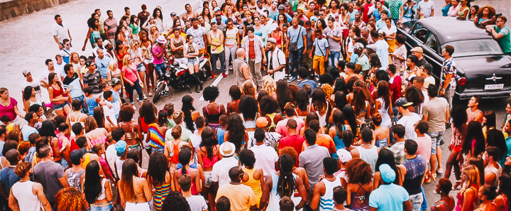 結合保時捷原廠設計，打造科技時尚精品：AOC PDS271 液晶顯示器