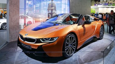 BMW i8 Roadster油電跑車現身Computex世貿三館，售價台幣1,068萬元的神車 多圖動眼看！