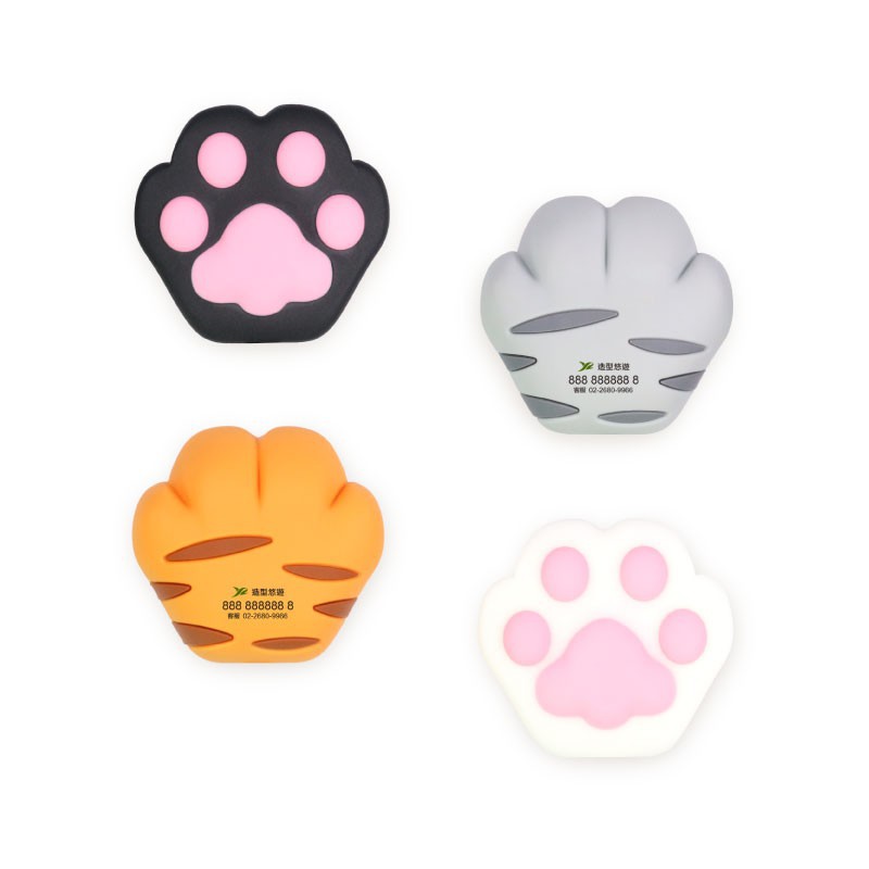 #cat #catpalm #easycard #悠遊卡 #貓掌 #造型悠遊卡 #周董的店造型卡（立體造型）寬55 x 高50.5 x 厚25.5 mm（環保橡膠）※ 圖片僅供參考，請以實際收到商品為