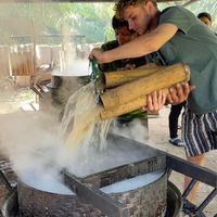 ท่องเที่ยววิถีชุมชนคนเกินร้อย (Community-based tourism