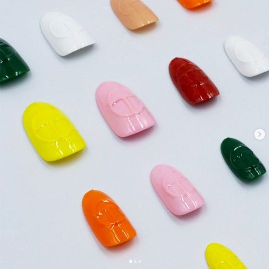 年秋 ネオフレンチから80 S風まで Us発ネイルトレンド