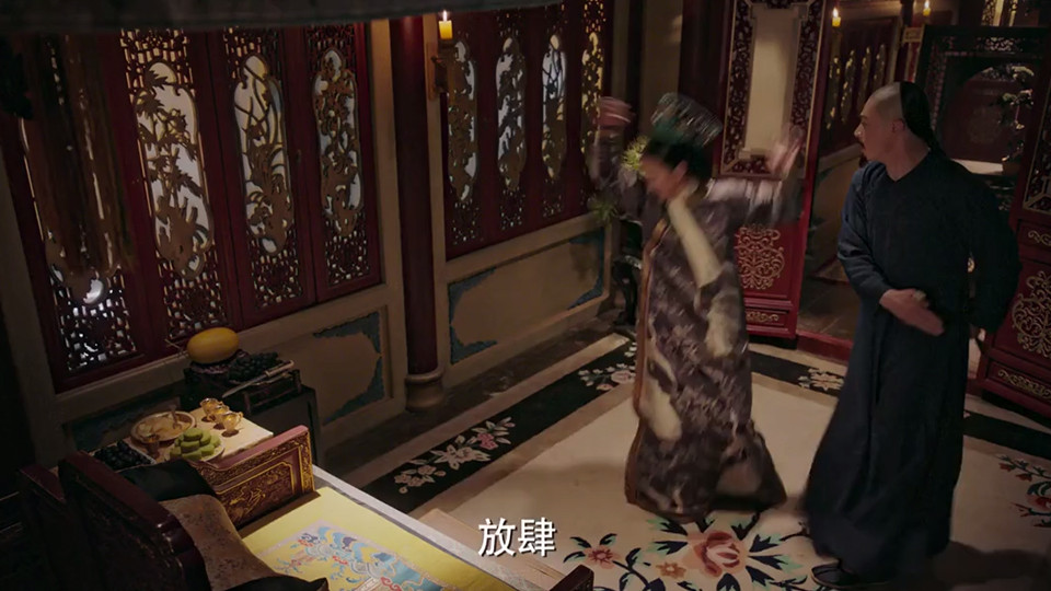 《如懿傳》扇耳光名場面11：乾隆一巴掌讓如懿「斷髮為祭」