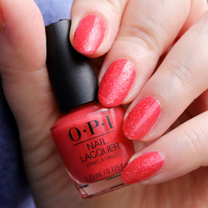 pop culture by opi「opi彩虹氣泡酒系列」，共6款具有3d效果、嬌豔欲滴的夏季色系，靈感擷取自繽紛鮮豔的糖果、甜點、氣泡飲料，以及當代流行文化與普普藝術，依照一般指彩上色程序，即可創