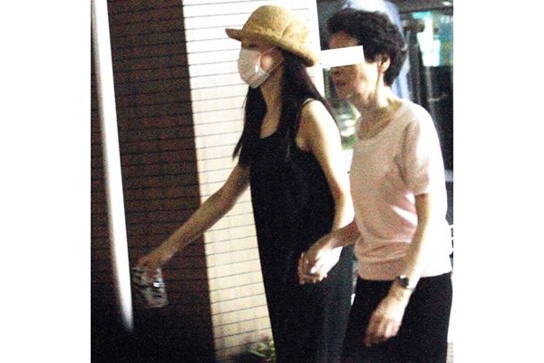 松田聖子支える89歳同居実母の献身 外出できない状態から少しずつ前へ