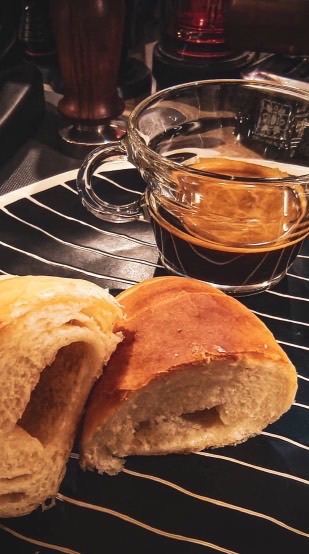 ชิโอะปัง 🥐