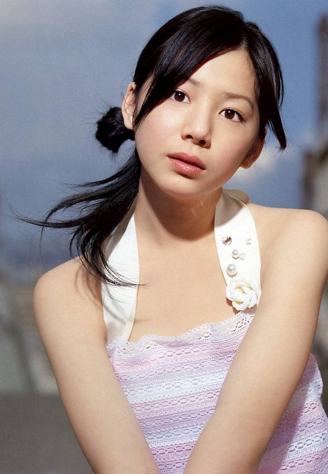 月薪嬌妻 星野源戲外桃花超旺 不只示愛新垣結衣 歷任緋聞女友也都大有來頭 Gq Line Today