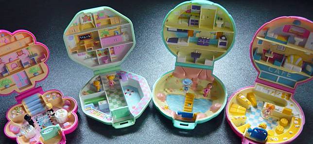 Tak Disangka 5 Mainan Jadul Tahun 90an Ini Saat Ini Punya Tak Disangka 5 Mainan Jadul Tahun 90an Ini Saat Ini Punya