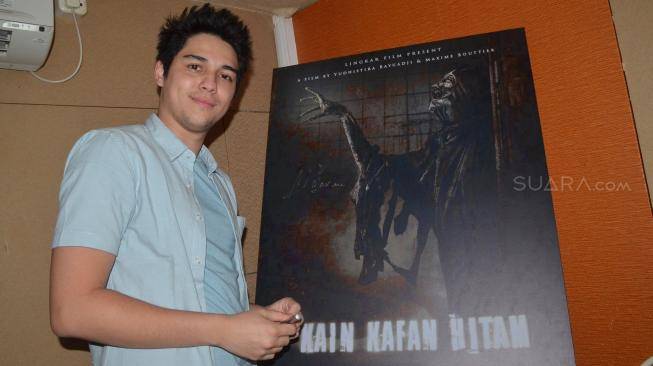 Nonton Film Kain Kafan Hitam Full Movie Sketsa