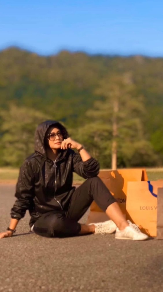 Sale เสื้อผ้าแฟชั่น มือ 1 by บีมมือสอง