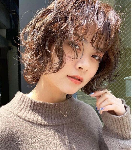 ぽっちゃり40代に似合う髪型34選 23最新 小顔効果もバッチリなヘアスタイル サンキュ