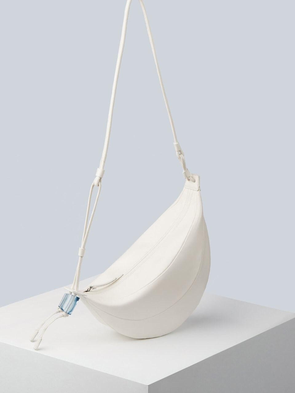 Archivepke Fling Bag_My Clean Bed_OVBAX20001WHT