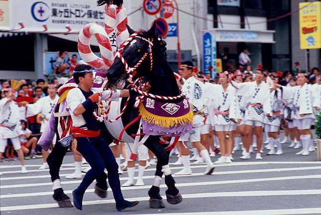 駿馬奔騰長街來迎接秋季 熊本狂熱的藤崎八幡宮例大祭 是日日本 Line Today
